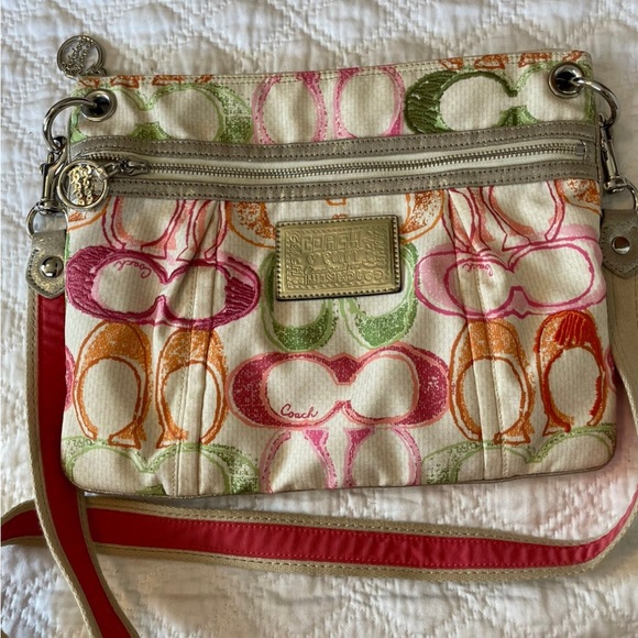 Coach Poppy Scribble Crossbody Bag - Picture 1 of 8
